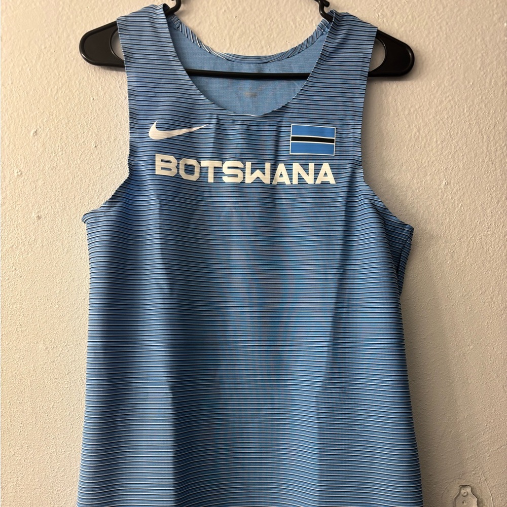 NIKE PRO ELITE TEAM BOTSWANA DRI-FIT MADE IN THE USA RUNNING TOP SIZE MEDIUM